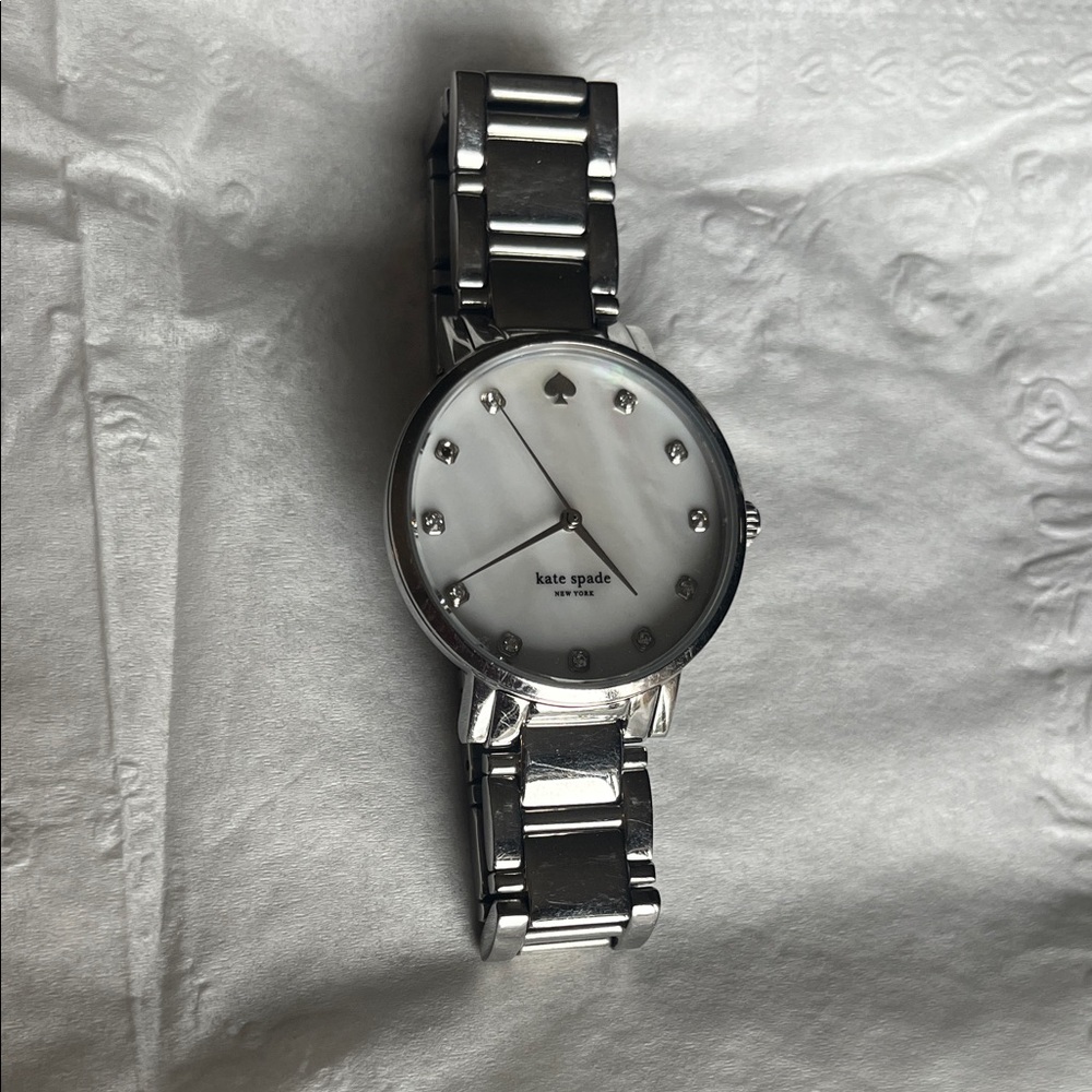 Kate Spade Silver Watch 0006 Women's Silver Stainless Analog Dial Quartz  HME484